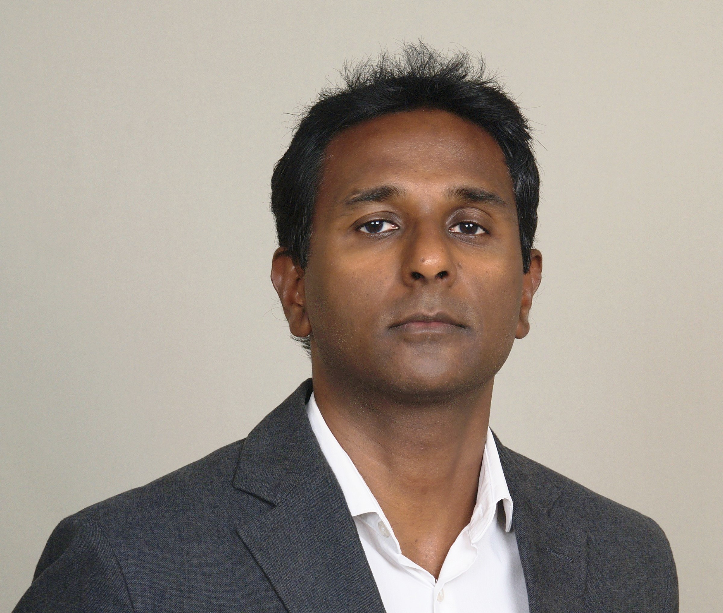 Fort Myers real estate expert Victor Ebenezer